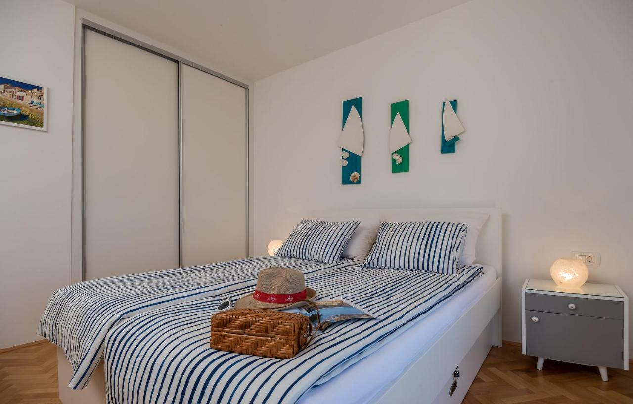 Casa Katalina Apartamento Komiža Exterior foto