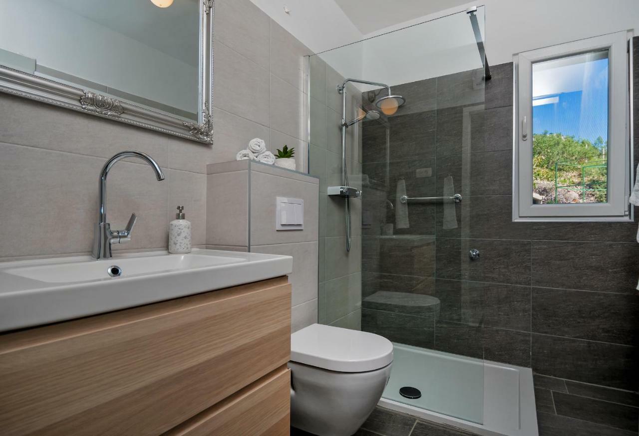 Casa Katalina Apartamento Komiža Exterior foto