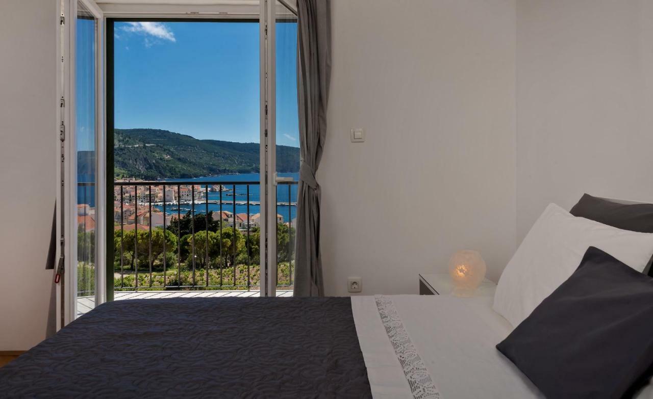 Casa Katalina Apartamento Komiža Exterior foto